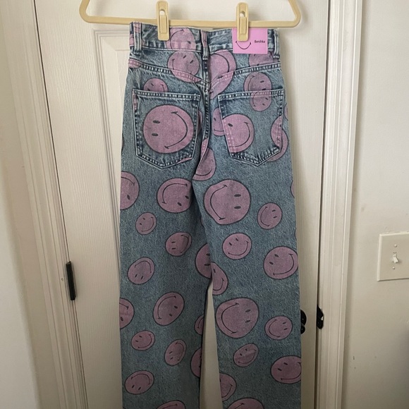 Bershka | Jeans | Cute Smiley Face Jeans | Poshmark